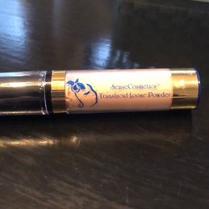 Senegence translucid loose powder in natural